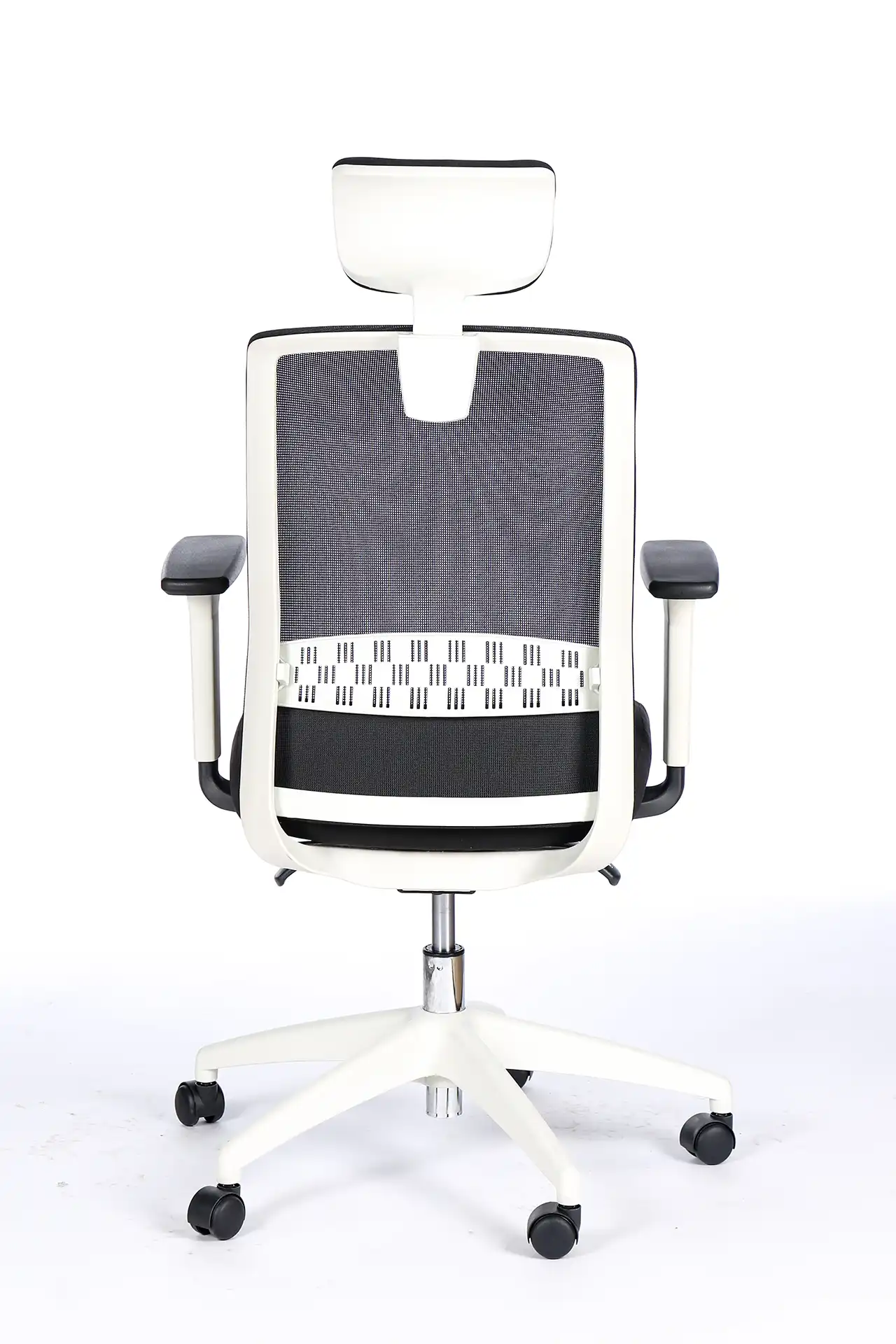 Photo du produit FAUTEUIL SCOTT SYNCHRONE NOIR/NOIR STRUCTURE BLANCHE AVEC APPUI-TÊTE